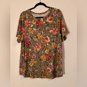 2/$30 ADDITIONELLE modern fit plus tees